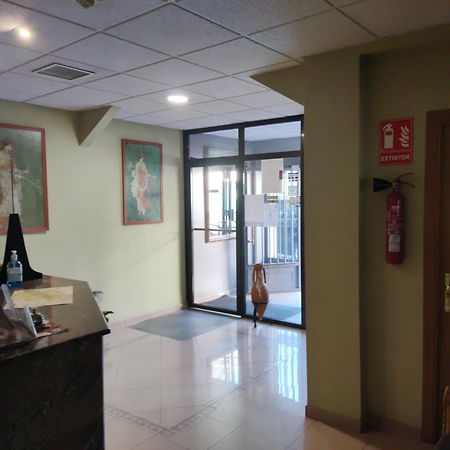 Hotel Dora Plasencia Ngoại thất bức ảnh