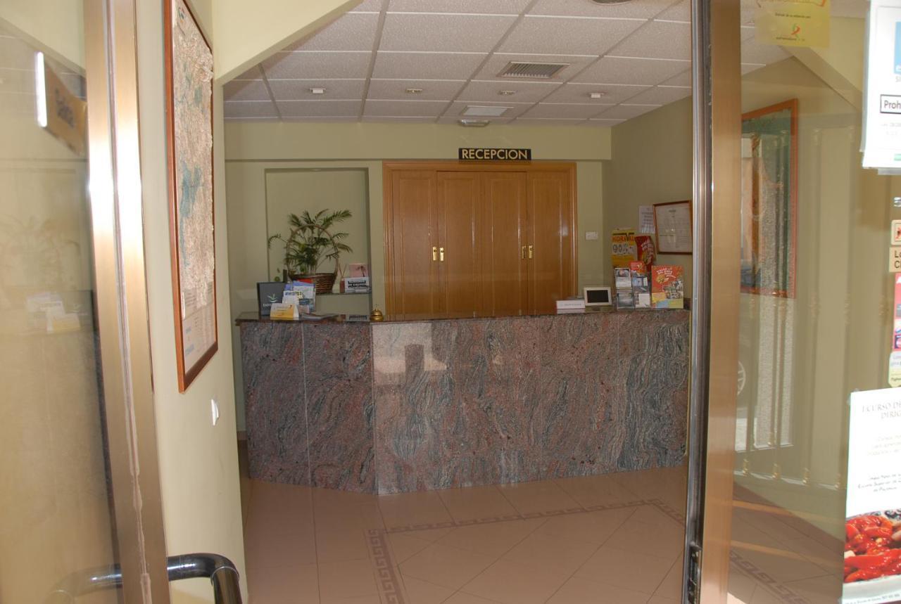 Hotel Dora Plasencia Ngoại thất bức ảnh