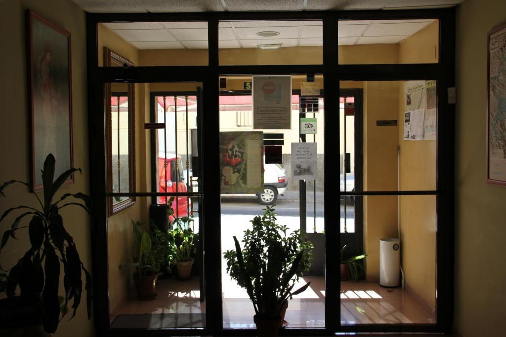 Hotel Dora Plasencia Ngoại thất bức ảnh